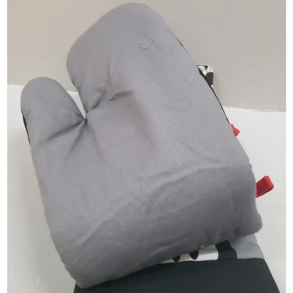 Set of 2 Same Neoprene Jumbo Oven Mitts (13.5
